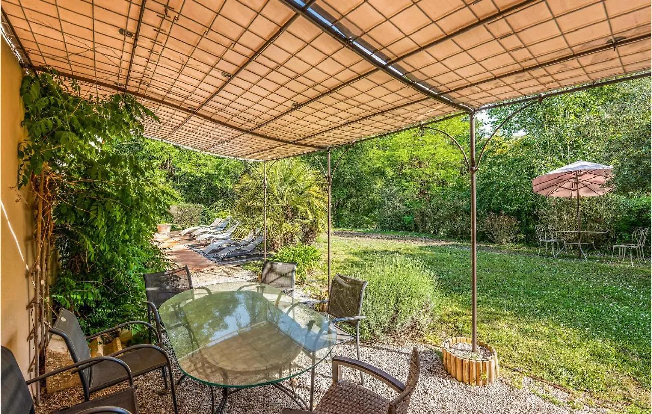 3 Bedroom Awesome Home In Marquefave 0*,  法国