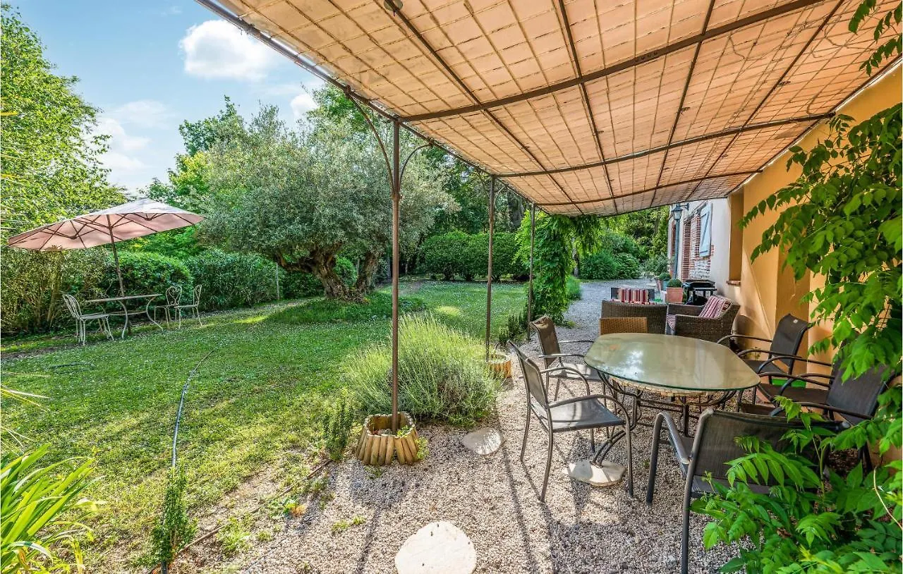 3 Bedroom Awesome Home In Marquefave 法国